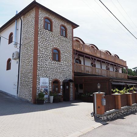 Resort Zajici Ze Zaječí Exteriér fotografie